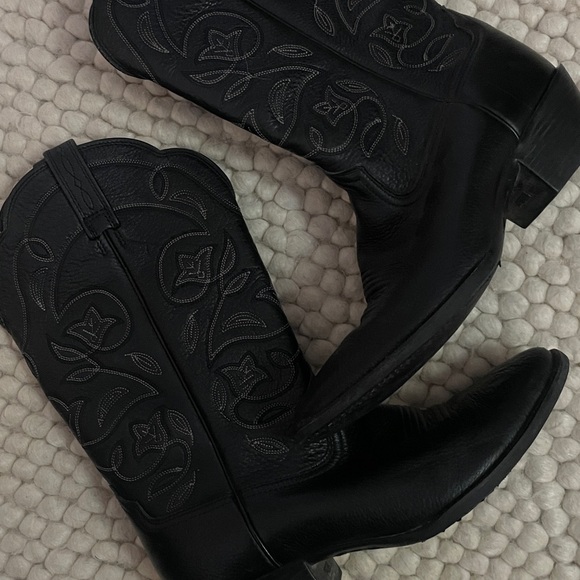Black Ariat Heritage R Toe Western boots size 8 style# 10001037(15770) - Picture 2 of 12